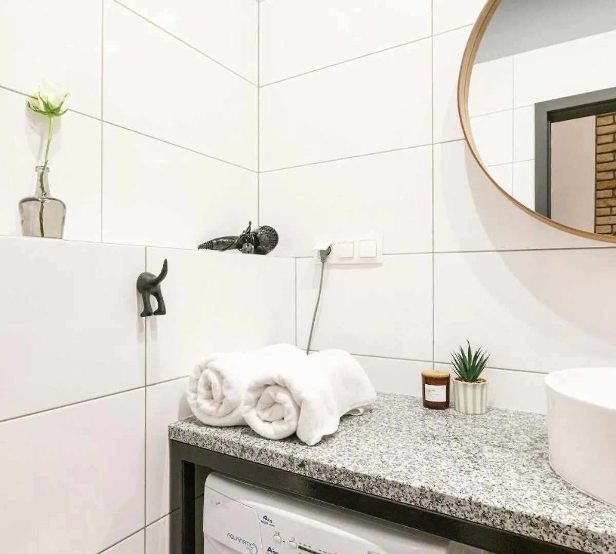 Апартаменты Urban Chic - City Center - Great Location&Kosciuszki Вроцлав Польша